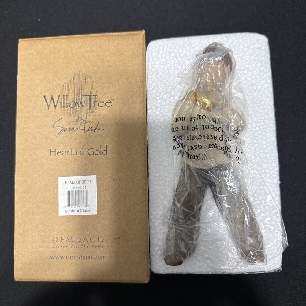 Willow Tree Heart of Gold Figurine 2004 Susan Lordi DEMDACO w Box 5.5 Inch